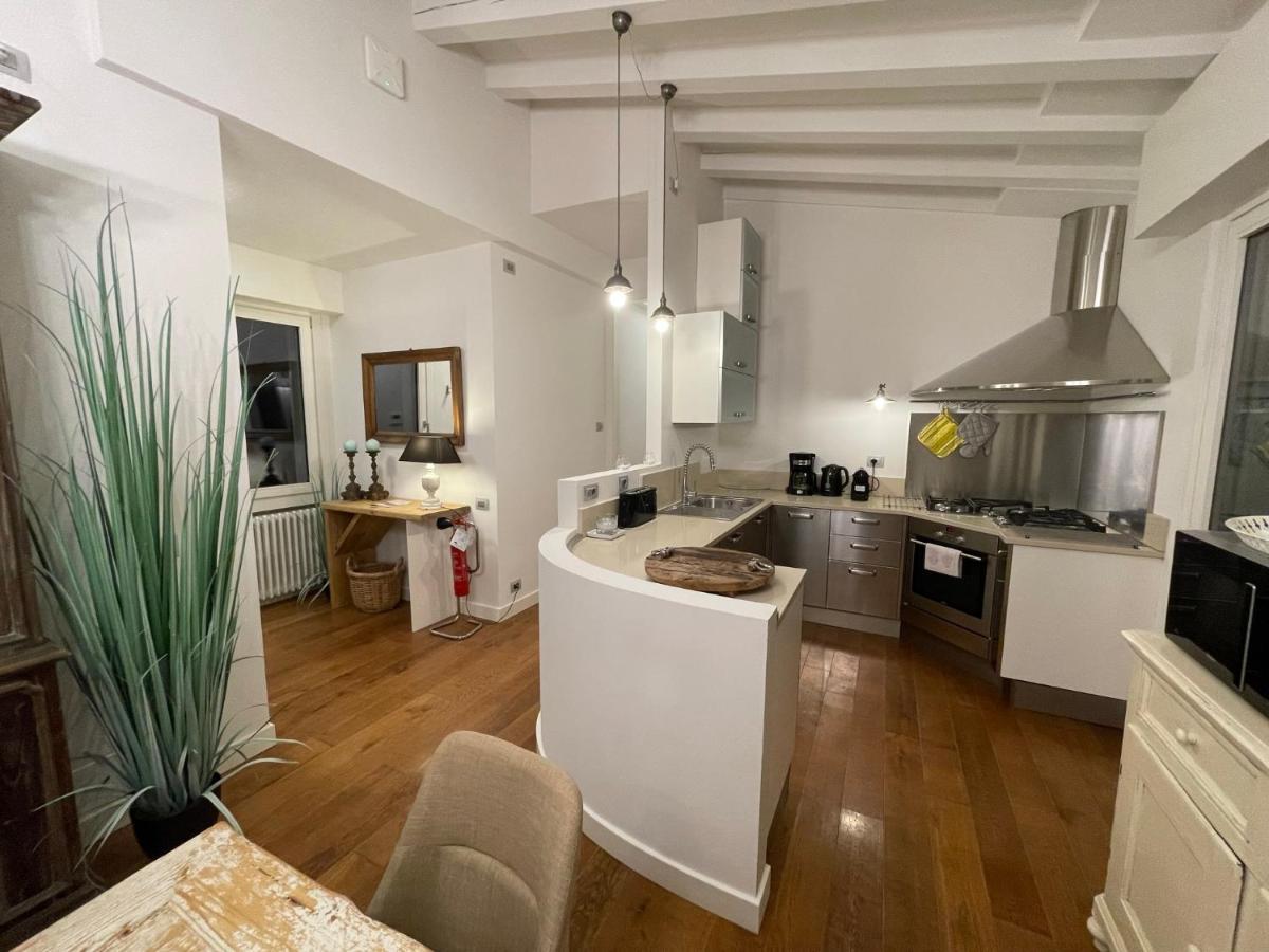 Villa Elvira Gardone Riviera Esterno foto